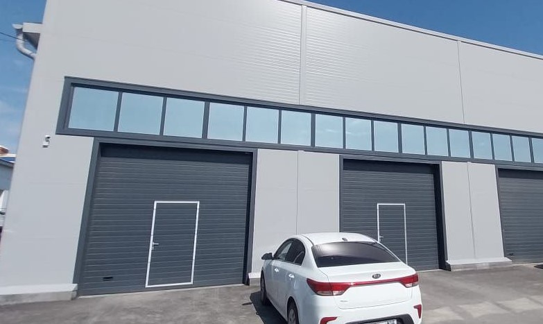 Какой компрессор выбрать для автосервиса: винтовой или поршневой?